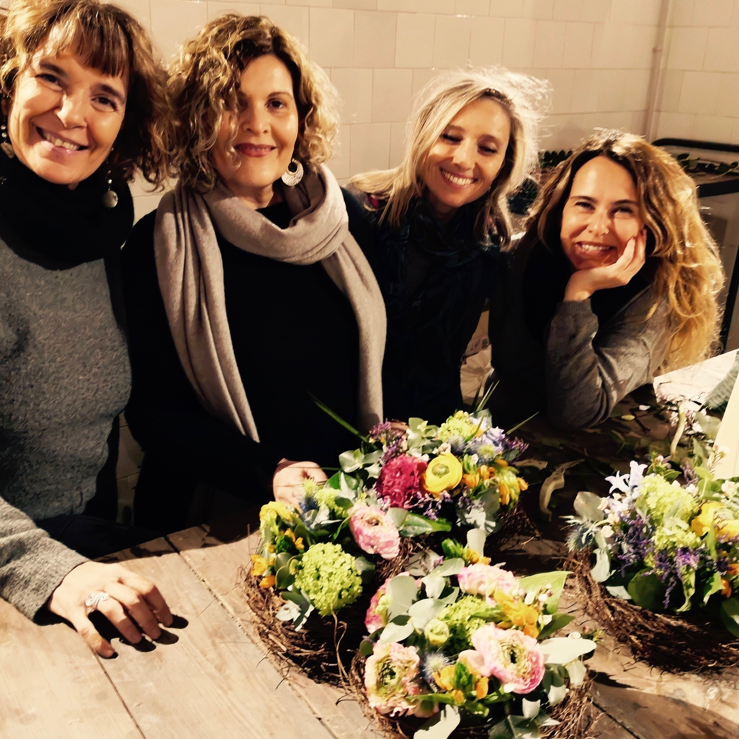 corso di centrotavolo, corso per creare mazzi di fiori, corso per bouquet floreale, Bologna